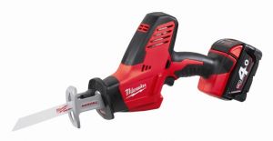 MILWAUKEE PILARKA UNIWERSALNA M18 C18HZ-402B 4,0AH